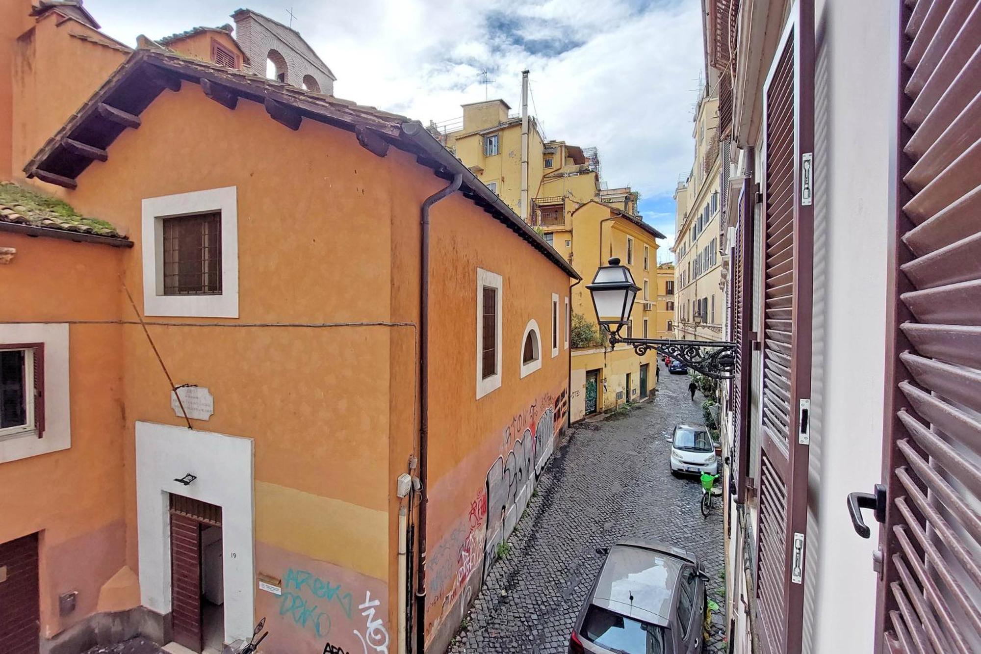 Ych-Lussuoso Appartamento Al Colosseo Rome Exterior photo
